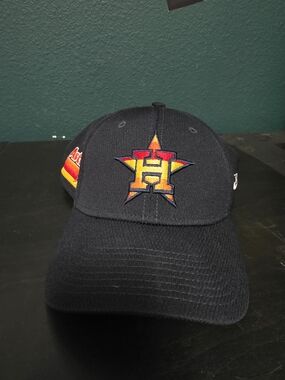 Houston Astros Black Hat with Retro Star H Logo